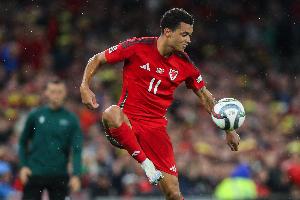 华体会体育网页版登陆-威尔士主帅：我给布伦南-约翰逊看了很多斯特林的射门视频