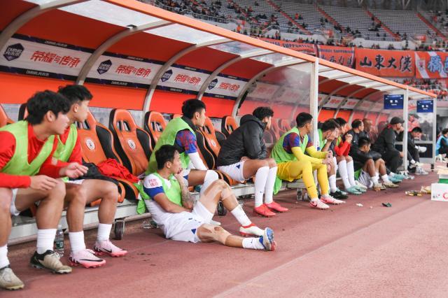 体育直播-梅州降级为决策错误买单 补赛误判竟成为致命一击